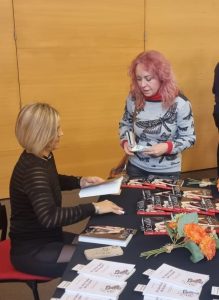 Presentación del libro Desnuda